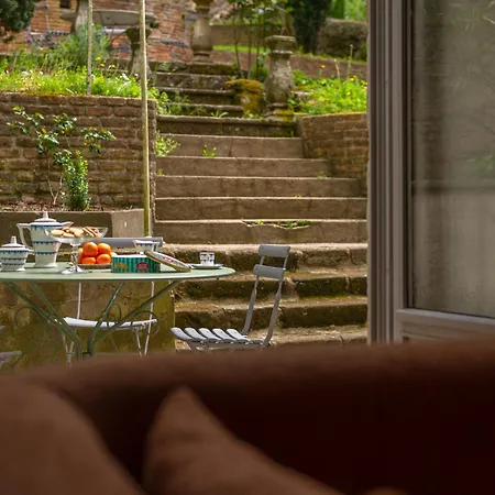 Hébergement de vacances Maison D'exception Avec Piscine Privée Au Cœur De Figeac